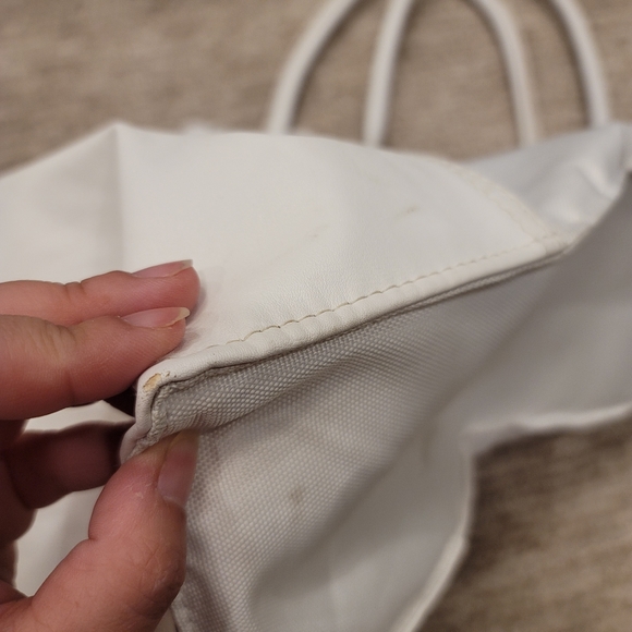 Lacoste Parfums Shopping Tote Bag - Picture 14 of 16